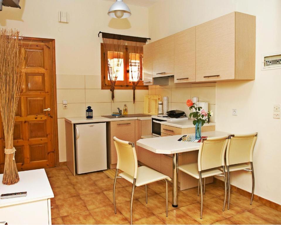 Feeloxenia Corfu Apartments Acharavi  Luaran gambar